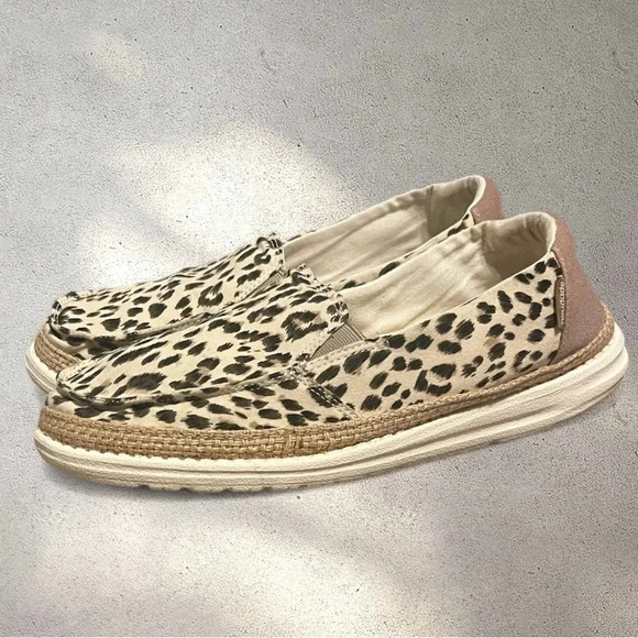 Hey Dude Lena Shoes Leopard Animal Print US 9 Slip On Casual Flats - Picture 2 of 11